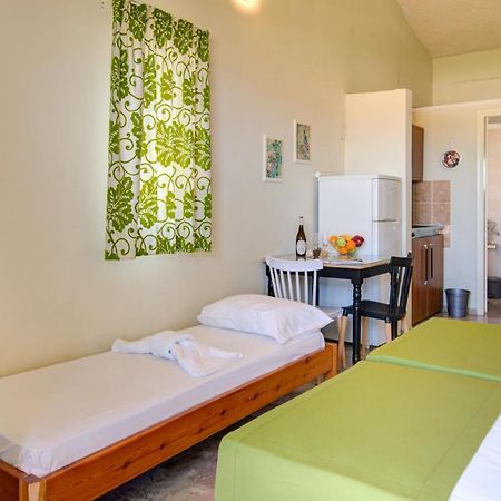 Chriselen Hotel Eleonas Luaran gambar