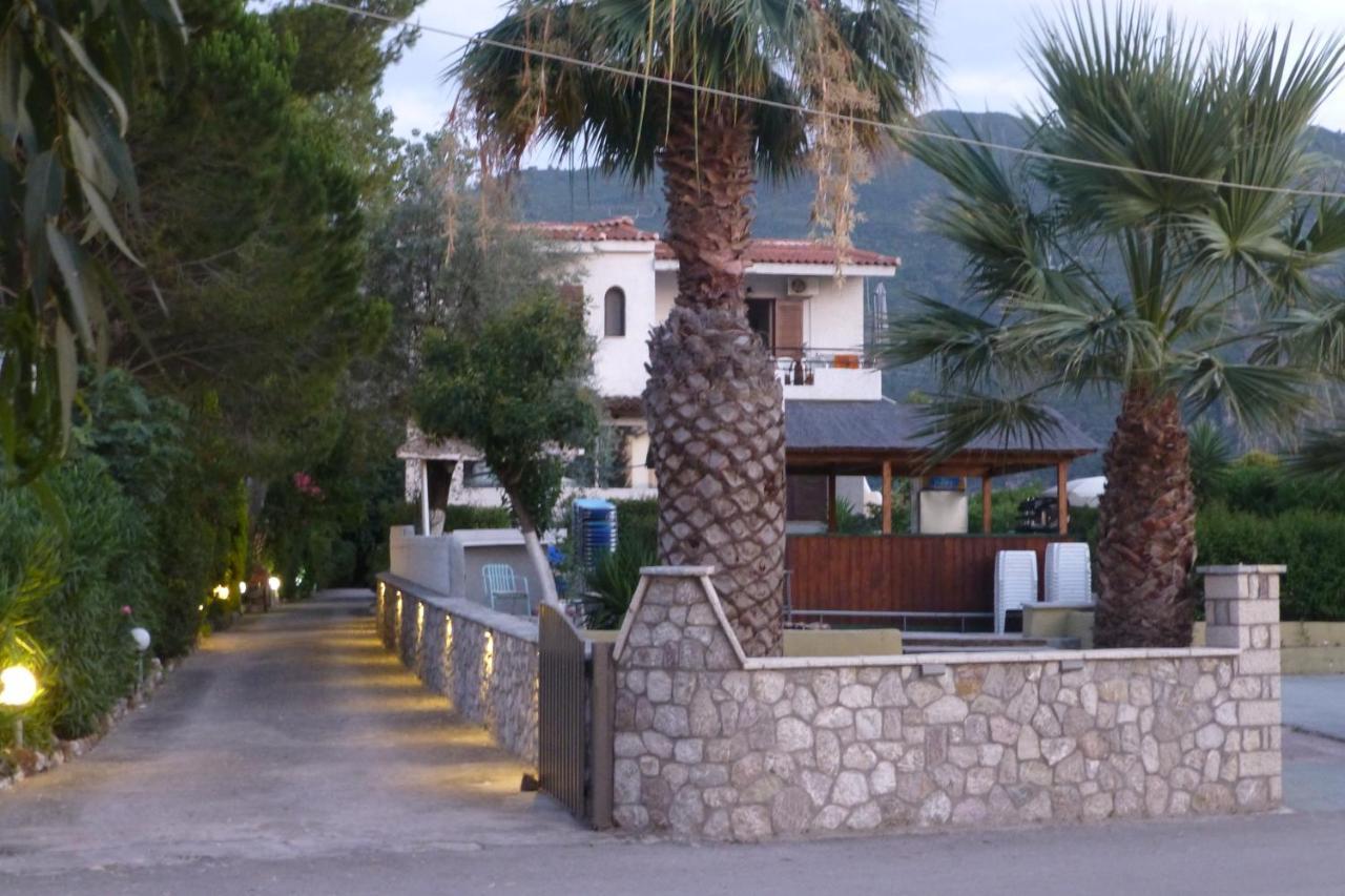 Chriselen Hotel Eleonas Luaran gambar